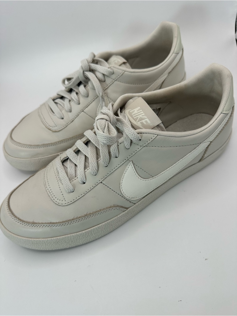 Nike Men’s Low-Top Sneakers in Light Beige and White